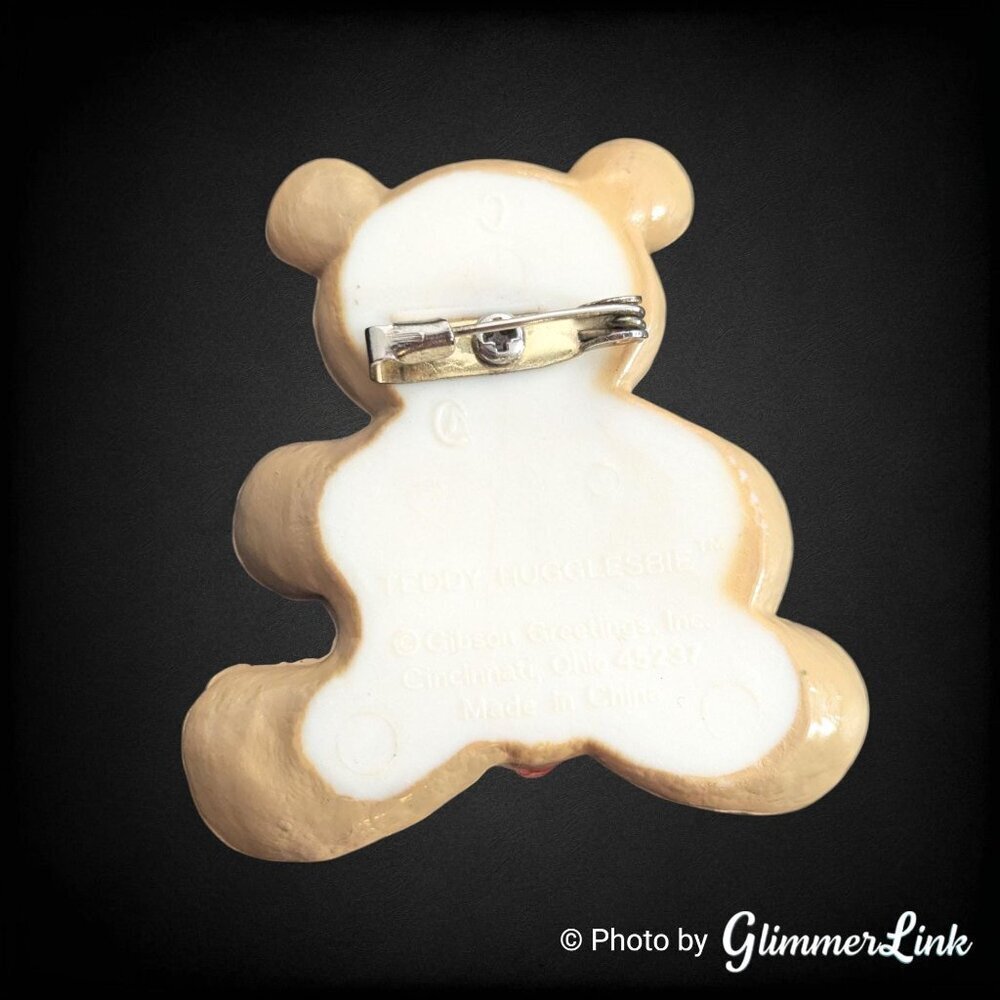 Vintage Teddy Hugglesbie Gibson Greetings Valentine Bear Be Mine Heart Brooch - Picture 6 of 8
